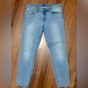 Gap Womens Size 10 Skinny Jeans Medium Wash Frayed Like New